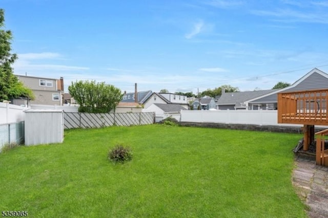 36 Bogert St, Totowa Boro, NJ 07512 - view of yard featuring a residential view and a deck