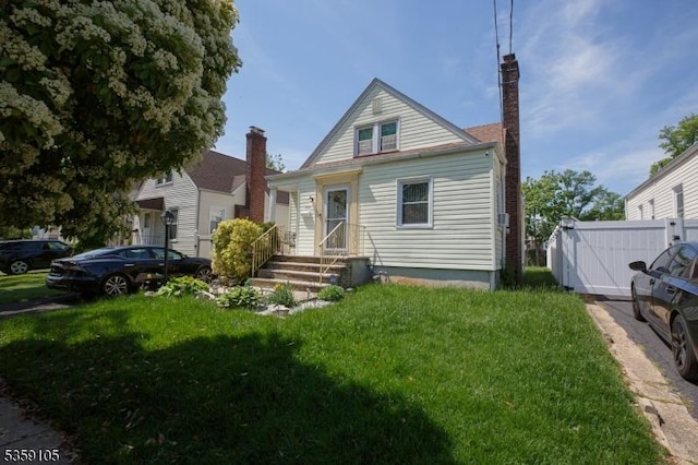 916 Sheridan Ave, Roselle Boro, NJ 07203 - bungalow-style house featuring a chimney