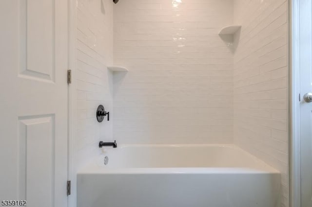 2000 Whittier St, Rahway City, NJ 07065 - full bathroom with shower / bathtub combination
