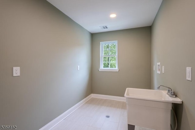 2000 Whittier St, Rahway City, NJ 07065 - bathroom featuring baseboards