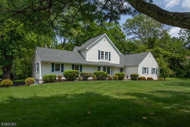41 Lake Rd, Bernards Twp, NJ 07920 - traditional home with a front lawn and a shingled roof