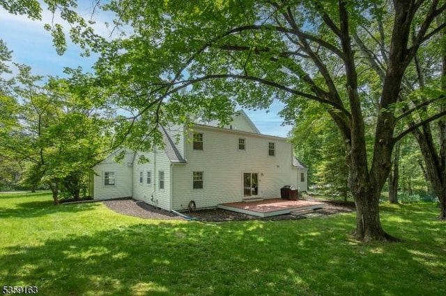 41 Lake Rd, Bernards Twp, NJ 07920 - rear view of property featuring a deck and a yard