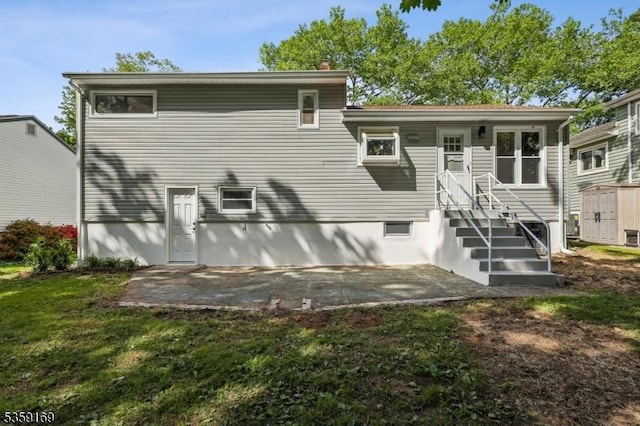 158 Old Indian Rd, West Orange Twp, NJ 07052 - back of house with a patio and a yard