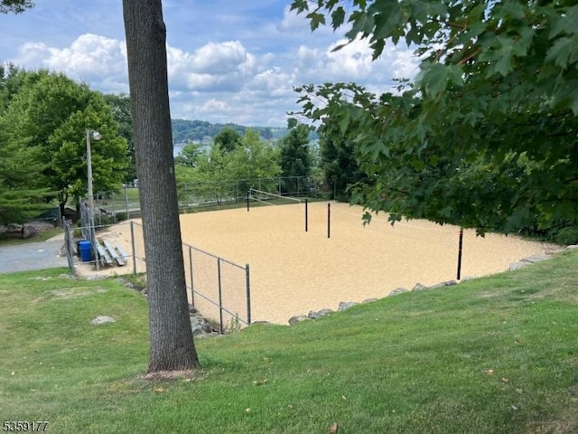 24 Ridgeview Ln Unit 24, Mount Arlington Boro, NJ 07856 - view of property's community featuring volleyball court