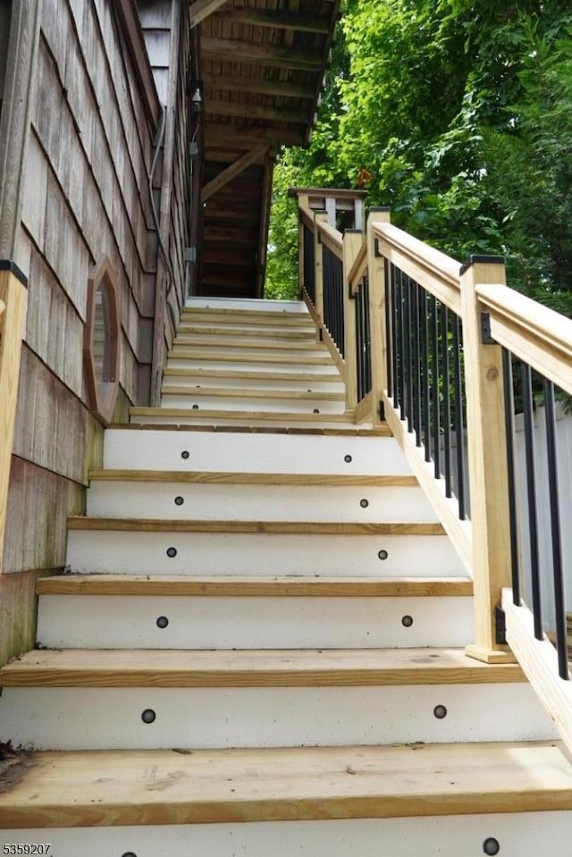 115 Navesink Ave, Highlands Boro, NJ 07732 - view of stairs
