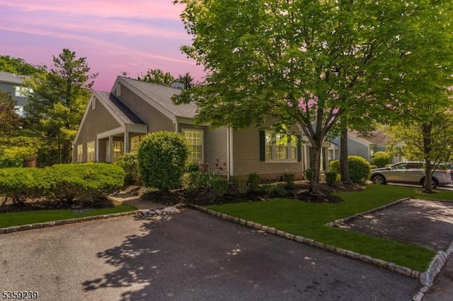 376 Finch Ln, Bedminster Twp, NJ 07921 - view of front facade featuring a lawn