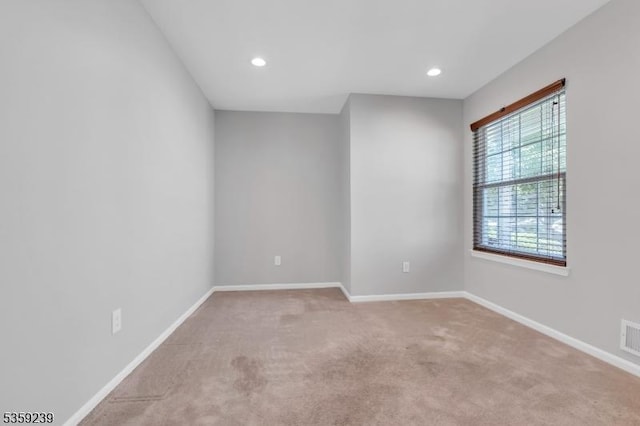 376 Finch Ln, Bedminster Twp, NJ 07921 - unfurnished room with light carpet, baseboards, and recessed lighting