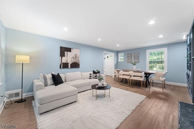359 Dogwood Way, Mountainside Boro, NJ 07092 - living room with wood finished floors, baseboards, and recessed lighting