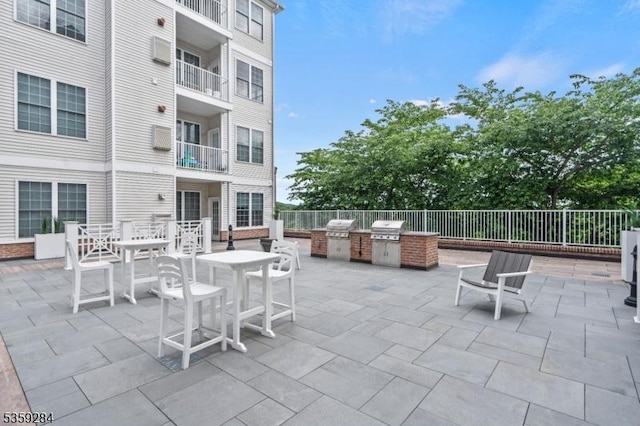 6406 Brookhaven Ct, Riverdale Boro, NJ 07457 - view of patio / terrace