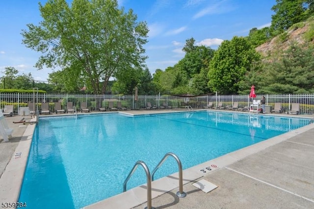 6406 Brookhaven Ct, Riverdale Boro, NJ 07457 - community pool featuring view of wooded area