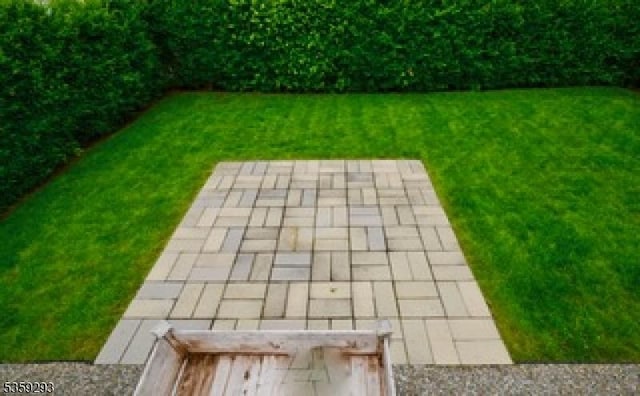 99 Mapes Ave, Springfield Twp, NJ 07081 - view of grassy yard