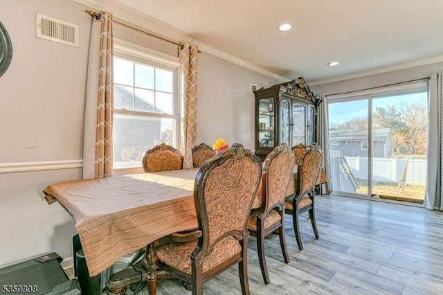 230 Park Ave, Piscataway Twp, NJ 08854 - dining room featuring ornamental molding, light wood finished floors, and recessed lighting