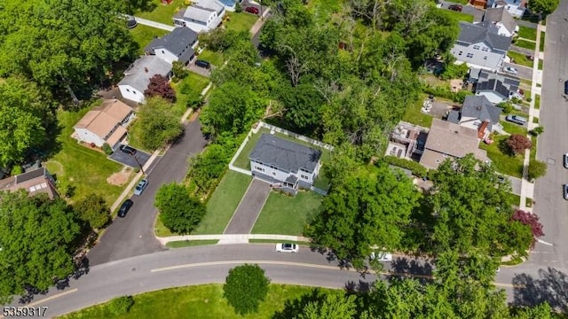 190 Riverside Dr, Springfield Twp, NJ 07081 - aerial perspective of suburban area