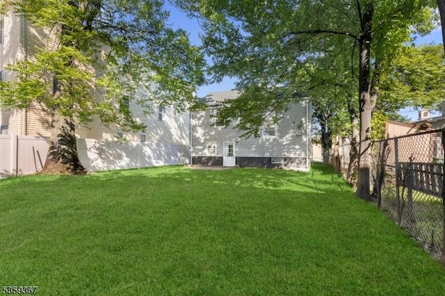 1190 Union St, Linden City, NJ 07036 - view of yard