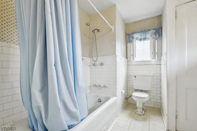 129 Severin Ct, Cranford Twp, NJ 07016 - bathroom with tile walls, shower / bath combo with shower curtain, toilet, wallpapered walls, and tile patterned flooring