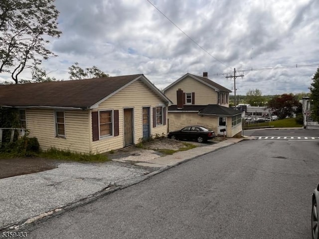 2-8 Harrison St, Sussex Boro, NJ 07461 - view of front of home with asphalt driveway