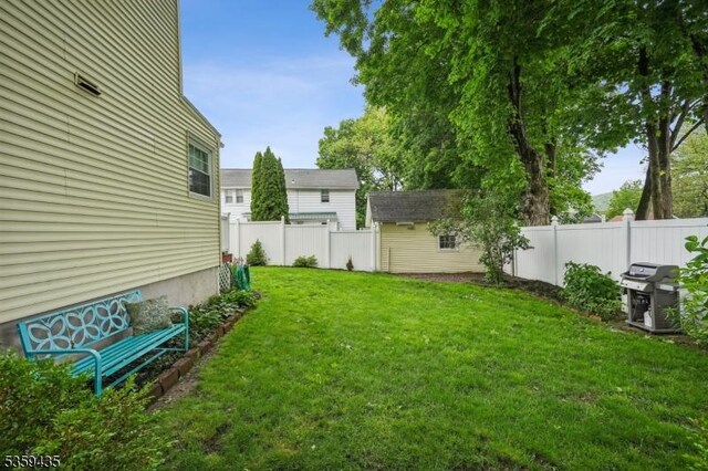 157 Liberty St, Hackettstown Town, NJ 07840 - view of yard