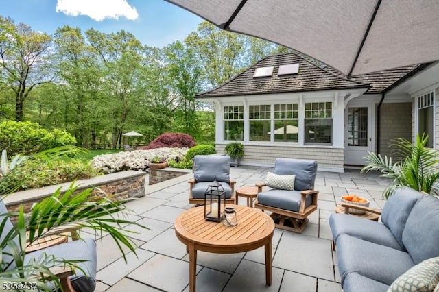 259 Indian Trail Dr, Franklin Lakes Boro, NJ 07417 - view of patio featuring an outdoor hangout area