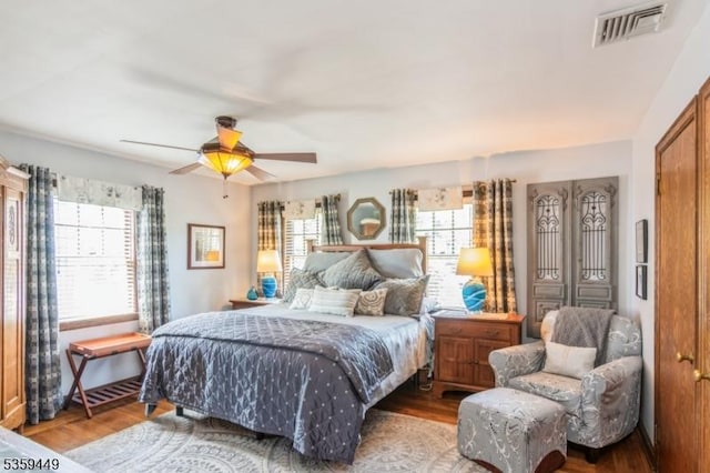 947 Madison Ave, Plainfield City, NJ 07060 - bedroom with wood finished floors and a ceiling fan