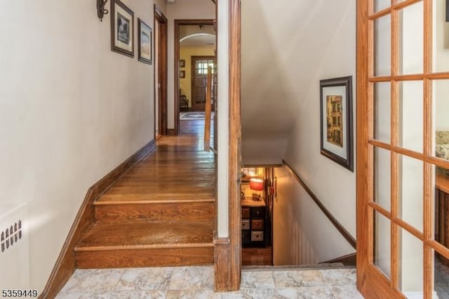 947 Madison Ave, Plainfield City, NJ 07060 - stairs with arched walkways and baseboards