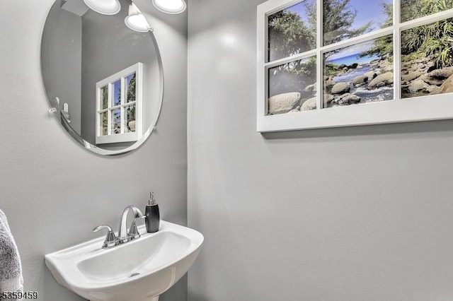 5 Ten Broek Ct, Bridgewater Twp, NJ 08807 - bathroom with a sink