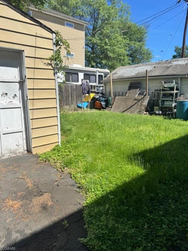 1632 Willever St, Plainfield City, NJ 07063 - view of yard featuring a garage
