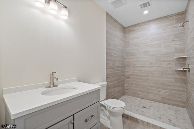 1 Willow Pl, East Hanover Twp, NJ 07936 - bathroom with toilet, a tile shower, and vanity