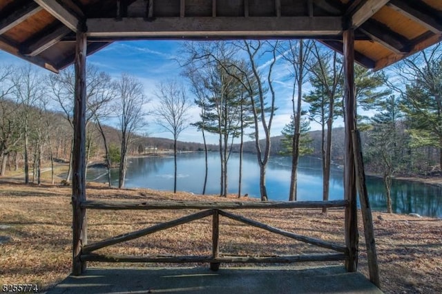 1 Brook Valley Ter, Kinnelon Boro, NJ 07405 - water view