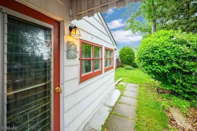 777 W Scott Ave, Rahway City, NJ 07065 - view of side of property