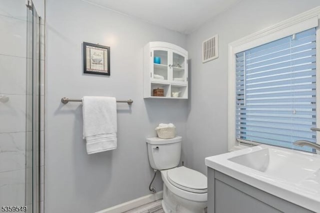 55 Nomahegan Ct, Cranford Twp, NJ 07016 - full bath featuring toilet, vanity, and an enclosed shower