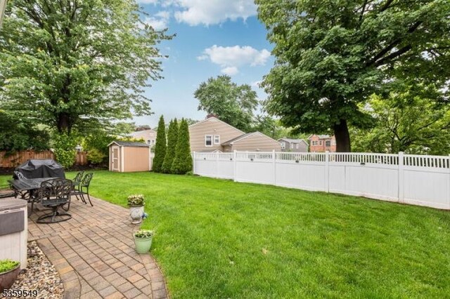 55 Nomahegan Ct, Cranford Twp, NJ 07016 - view of yard featuring a patio area