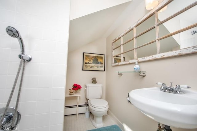 8 S Main St, Stockton Boro, NJ 08559 - bathroom featuring baseboard heating, toilet, a sink, and baseboards