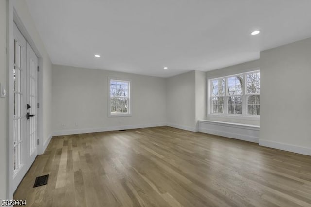 129 Sandy Ridge Rd, Delaware Twp, NJ 08559 - unfurnished room featuring wood finished floors, baseboards, and recessed lighting