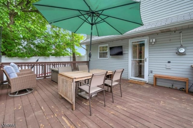 46 Sunrise Ter, Cedar Grove Twp, NJ 07009 - wooden terrace featuring outdoor dining space