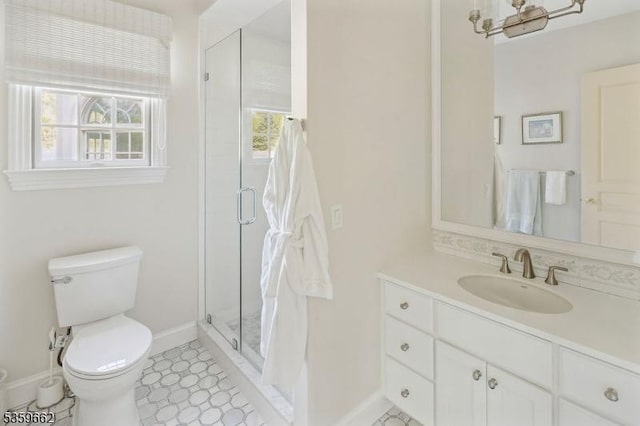 23 Stoningham Dr, Warren Twp, NJ 07059 - full bathroom featuring baseboards, toilet, vanity, and a stall shower