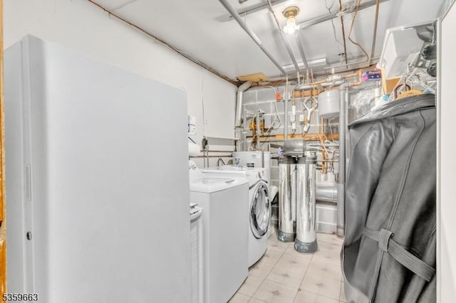 580 Eric Ln, Mount Arlington Boro, NJ 07850 - laundry area with washing machine and dryer