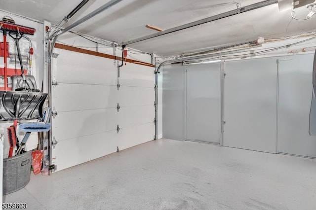 580 Eric Ln, Mount Arlington Boro, NJ 07850 - view of garage