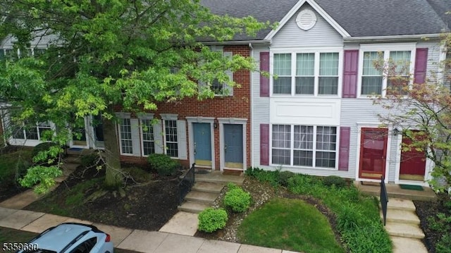 173 Gregory Ln, Franklin Twp, NJ 08823 - view of property with a shingled roof