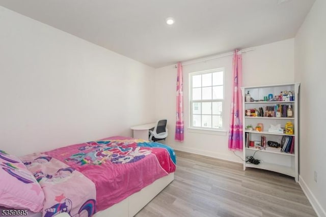 76 Trafalgar Ct, Sparta Twp, NJ 07871 - bedroom featuring wood finished floors, baseboards, and recessed lighting