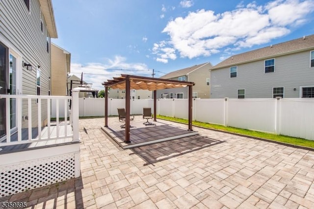 76 Trafalgar Ct, Sparta Twp, NJ 07871 - fenced backyard featuring a pergola and a patio