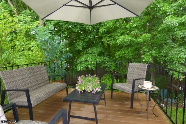 8153 Ashland Ct, Stanhope Boro, NJ 07874 - view of balcony