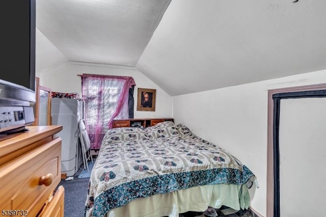 925 Stelle Ave, Plainfield City, NJ 07063 - carpeted bedroom featuring lofted ceiling