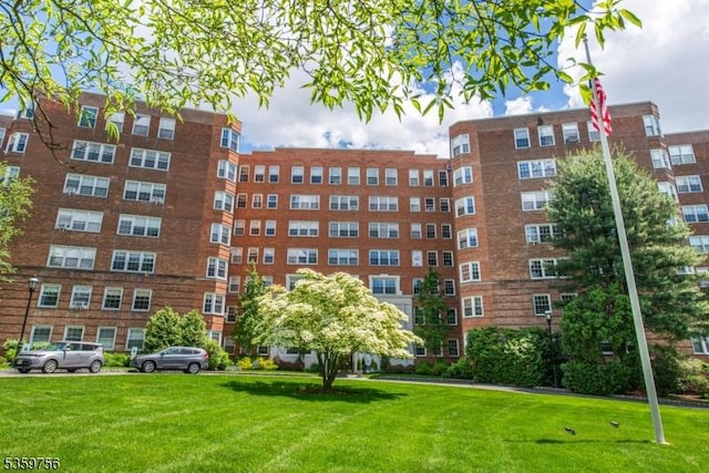 10 Crestmont Rd Unit 3F, Montclair Twp, NJ 07042 - view of apartment building / complex