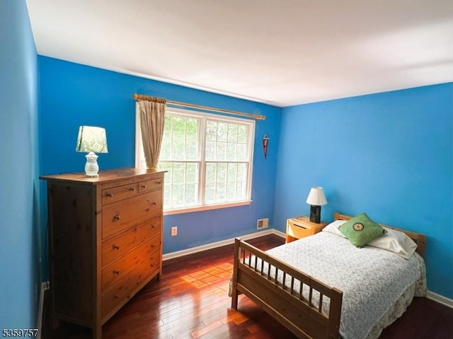 34 Watchung Dr, Bernards Twp, NJ 07920 - bedroom with wood-type flooring and baseboards