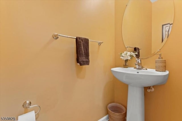 2420 Canterbury Ln, North Brunswick Twp, NJ 08902 - view of bathroom