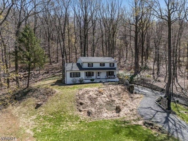 192 Mountain Rd, Pohatcong Twp, NJ 08865 - view of front of property featuring covered porch and a front yard