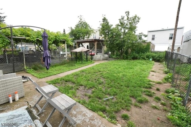 680 N 8th St, Newark City, NJ 07107 - view of yard