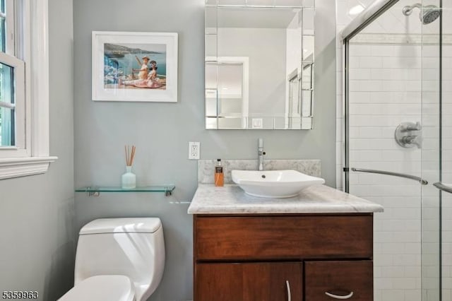 23 Parkview Rd, Chatham Twp, NJ 07928 - full bath with a stall shower, vanity, and toilet
