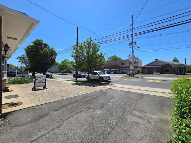 307 W Union Ave, Bound Brook Boro, NJ 08805 - view of asphalt street featuring sidewalks