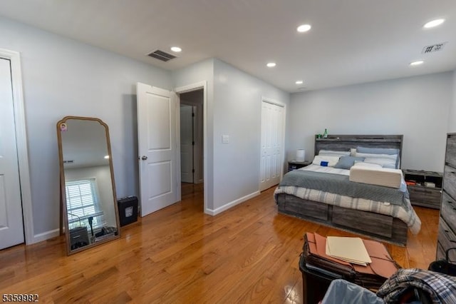128 Jay Pl, Middlesex Boro, NJ 08846 - bedroom with light wood-type flooring, recessed lighting, and baseboards